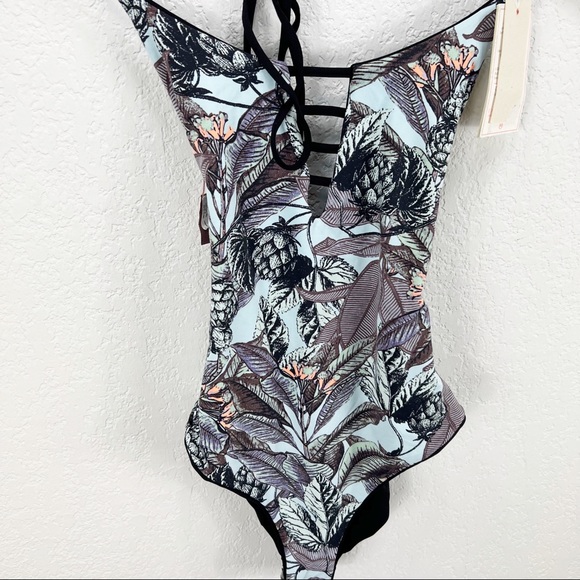 Maaji - Picture 9 of 9